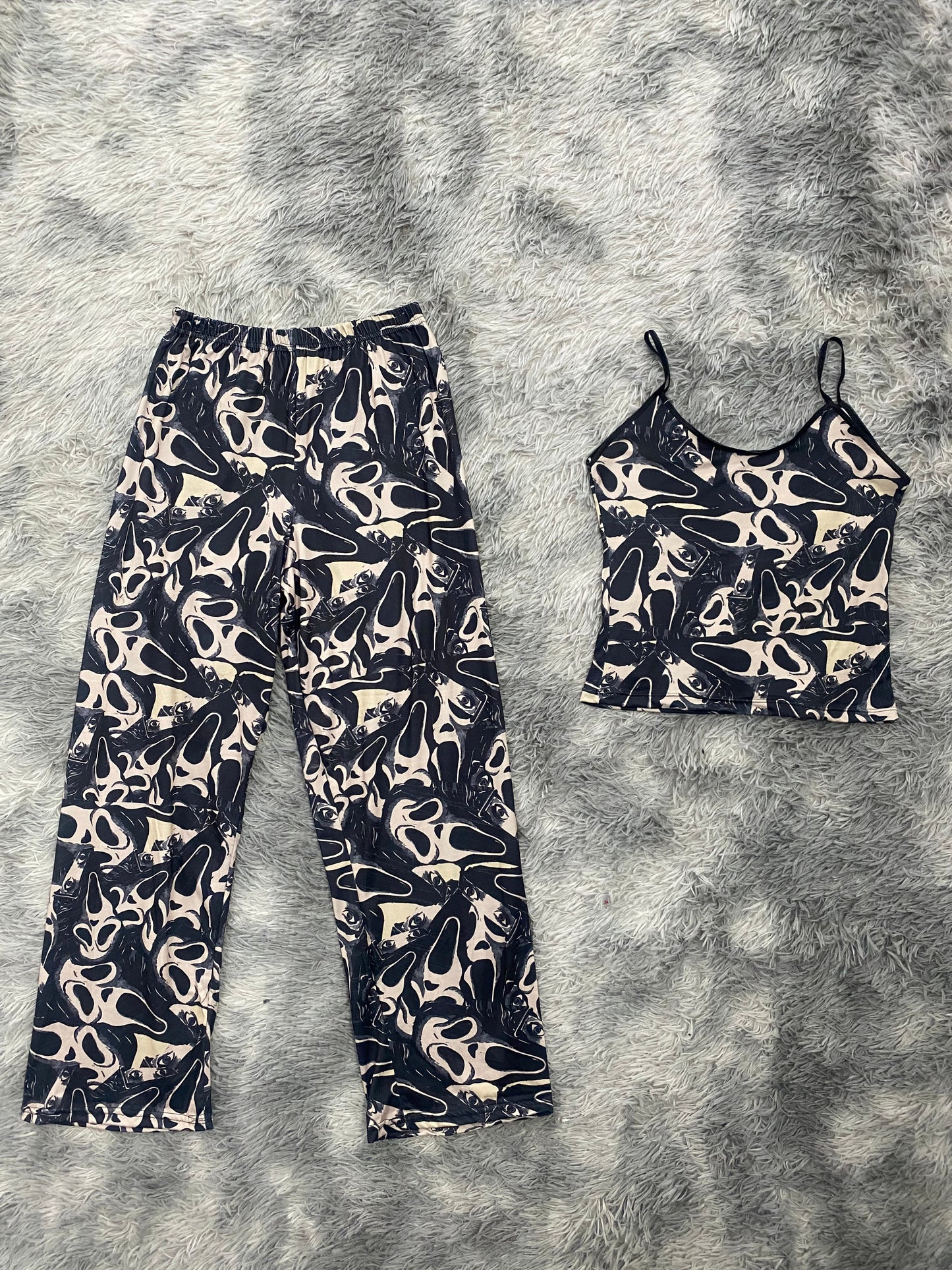 Scream Brown Pajama Top & Pants Set