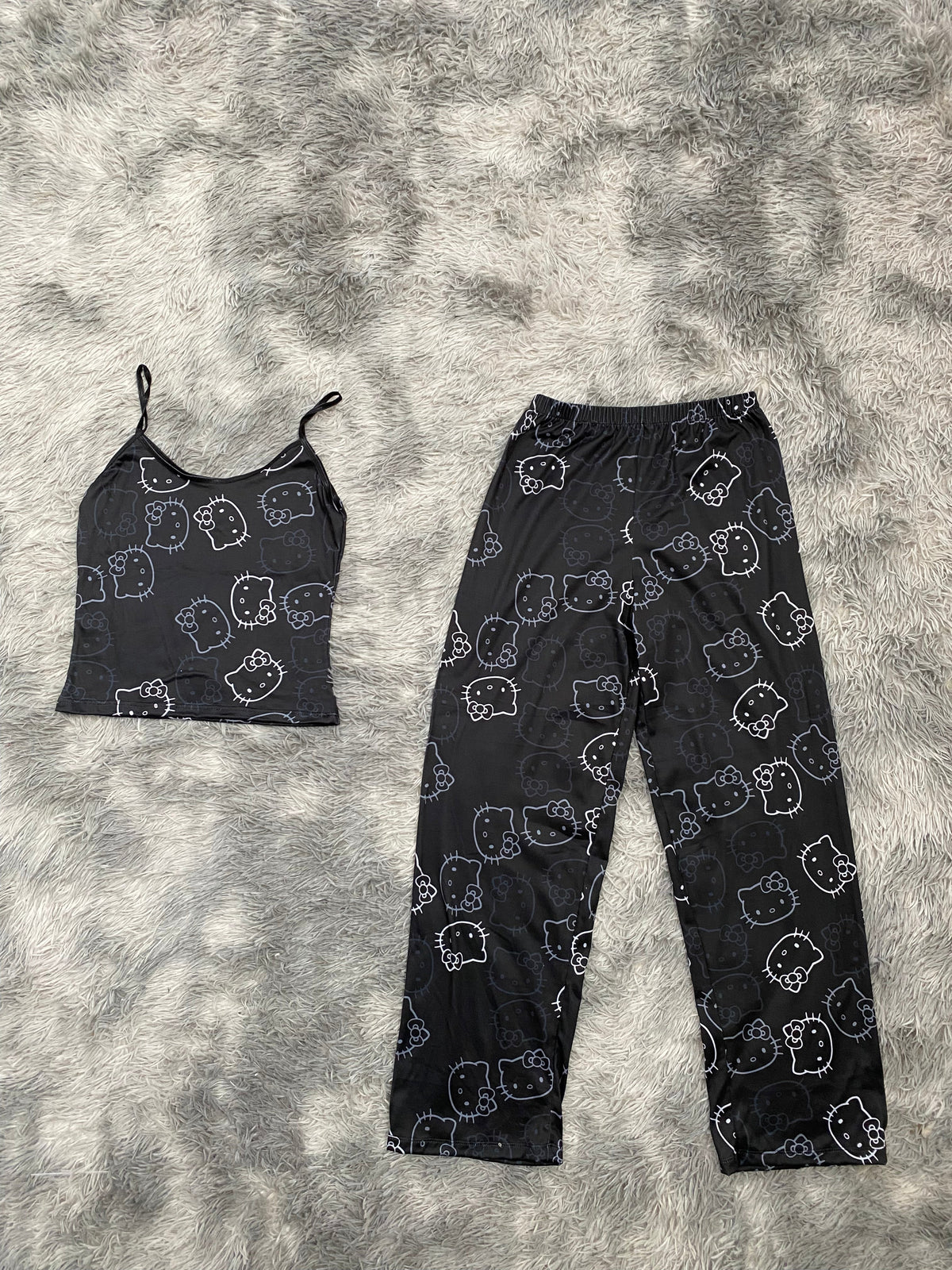 Hello Kitty Outlines White And Gray Women's Pajama Set
