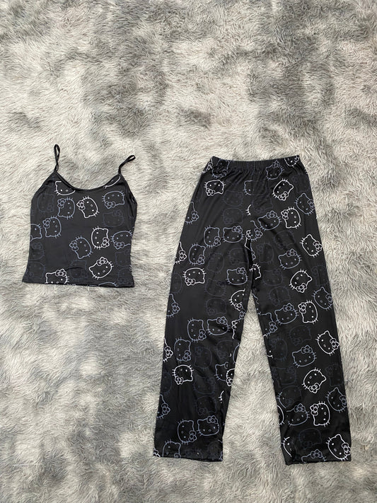 Hello Kitty Outlines White And Gray Women's Pajama Set