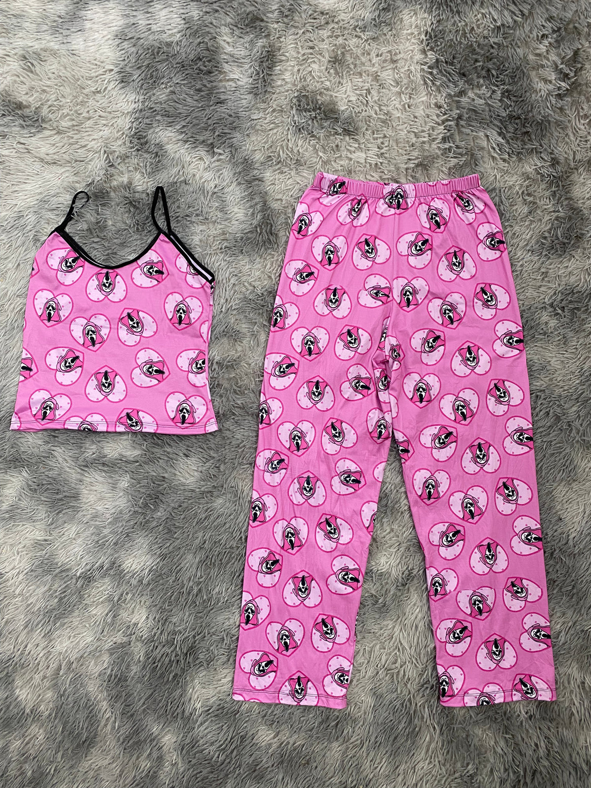 Scream Hearts Pink Background Pajama Top & Pants Set