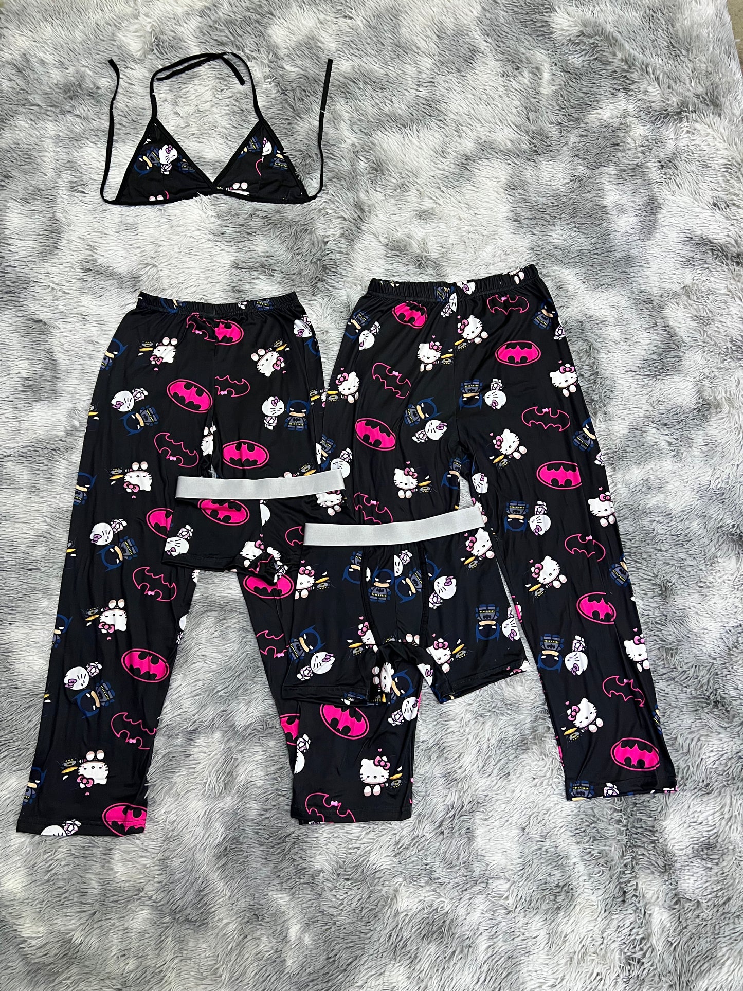 Hello kitty and Batman black background 5 pz pajama